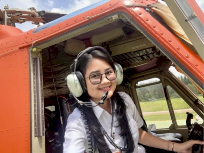 3 Perempuan Tangguh Pilot Heli Waterbombing Pemadam Karhutla, Berjuang Modal Nekat