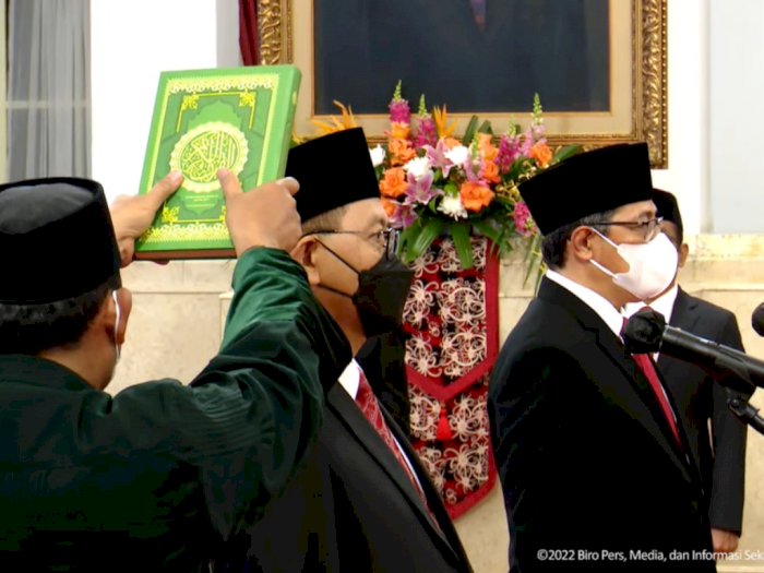 Presiden Jokowi Resmi Lantik Kepala Otorita IKN Bambang Susantono 