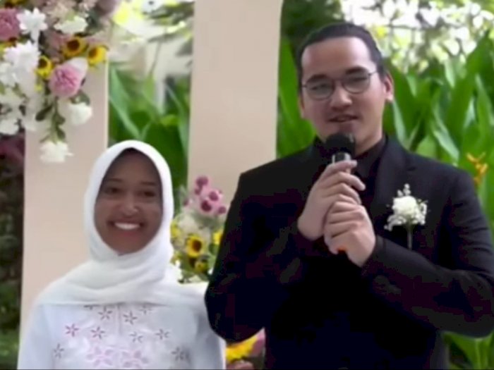 Jokowi, kartika stafsus pemberkatan dan nikah ayu akad gelar menikah Stafsus Jokowi