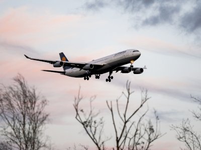 Alasan Pesawat Terbang di Atas 30.000 Kaki, Benarkah Meminimalisir Kecelakaan?