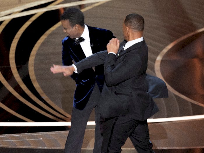 Chris Rock Akui Belum Ada Bicara ke Siapapun Usai Insiden Tamparan Will Smith di Oscar