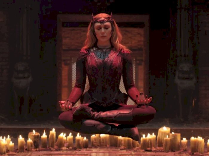 Kostum Scarlet Witch di 'Doctor Strange 2' Terungkap, Tampilan Desain yang Baru & Megah