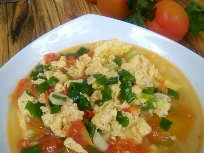 Resep Sup Telur Tomat, Menu Sahur Praktis, Cocok untuk Anak Kos!