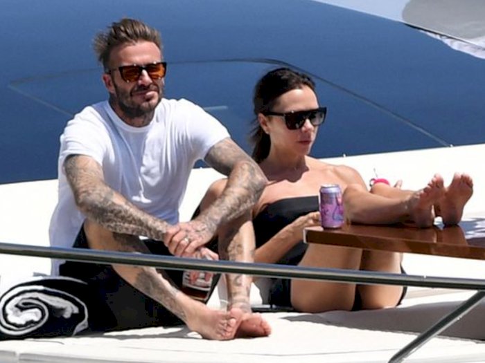 Jelang Pernikahan Putra Sulungnya, David Beckham Asik Nyantai di Kapal Pesiar Mewah