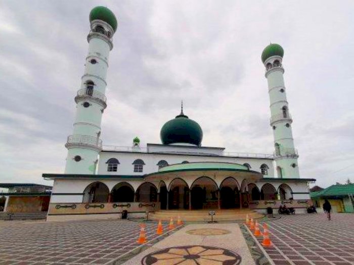 Wisata Religi ke Masjid Jamik Pangkalpinang, Pembangunannya Libatkan Tokoh Non-muslim