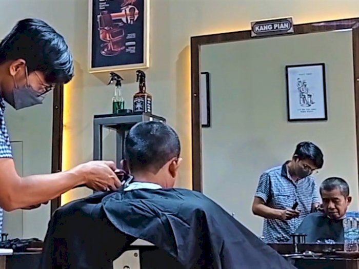 Mengejar Pahala saat Ramadhan, Barbershop Ini Bikin Promo Bayar Seikhlasnya! 