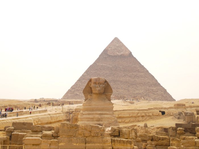 Bukan Giza! Ini Piramida Terbesar dan Tertua di Mesir, Bentuknya Kok Begitu?