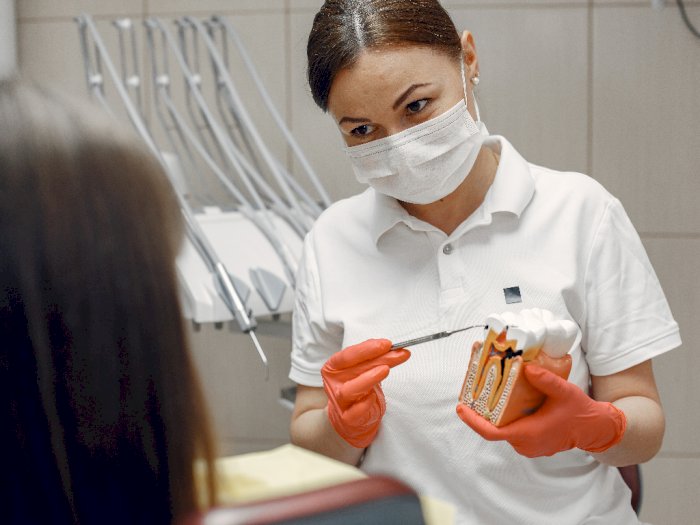 Kiat Jaga Kebersihan Mulut saat Puasa, Dokter: Makanan Berserat Bantu Cegah Gigi Berlubang