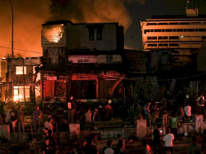 Anies Siapkan Pengungsian untuk Korban Kebakaran Pasar Gembrong