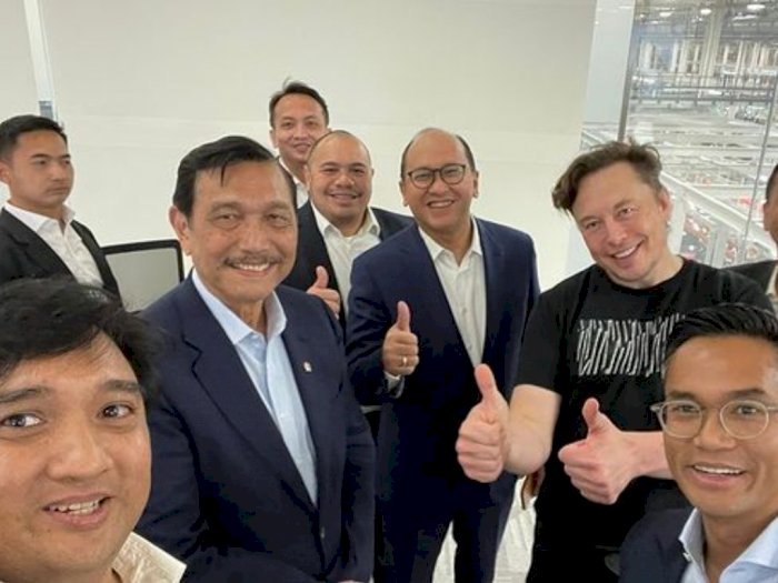 Luhut dan Delegasi Indonesia Jumpa Elon Musk di Pabrik Tesla, Bahas Apa?