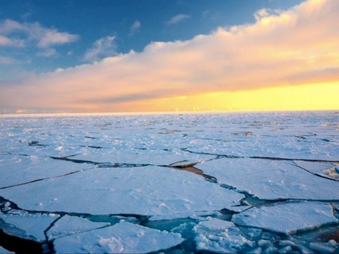 Bukan karena Pemanasan Global, Ancaman Es Kutub Mencair Berasal dari Gletser Bumi!
