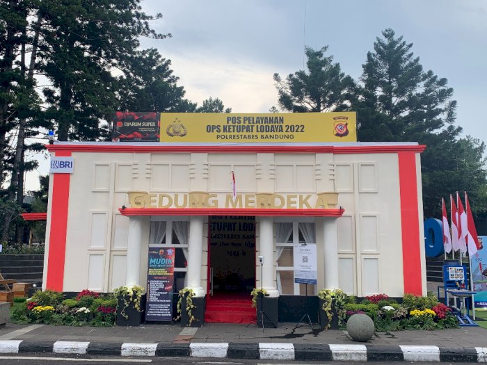 Unik, Pos Mudik di Bandung Bentuknya Menyerupai Gedung Merdeka