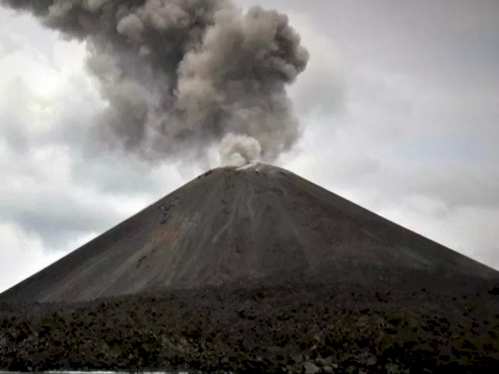 Potensi Terjadinya Tsunami akibat Erupsi Gunung Anak Krakatau Menurun, Ini Penjelasan BMKG