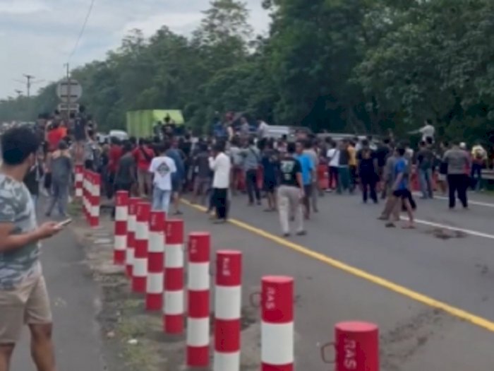 Warga Disebut Blokir Jalan Tol Cipularang, Polisi: Mereka hanya Keluar Kendaraan