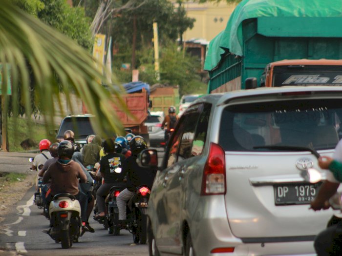 Pengalaman Mudik Lewat Jalur Trans Sulawesi, Mau Cepat Malah Stuck Berjam-jam!