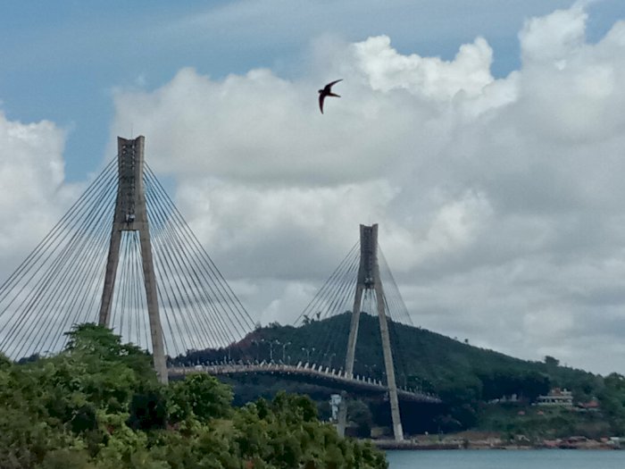 Ikon Wisata Terpopuler di Batam, Jembatan Mistis Ini Sering jadi Tempat Uji Nyali!