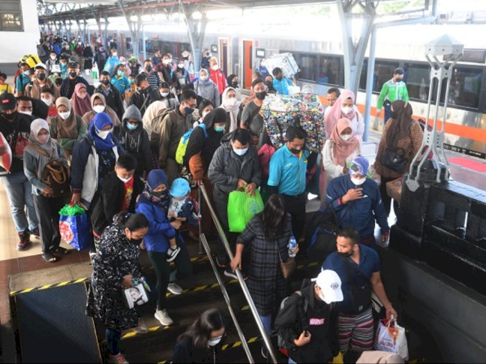 Arus Balik Lebaran 2022, 39 Ribu Penumpang Kereta Api Tiba di Jakarta Hari Ini