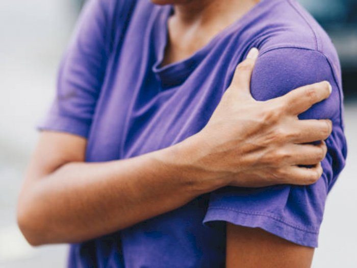 Jarang Disadari, 5 Hal Ini Ternyata Bisa Bikin Badan Pegal-Pegal