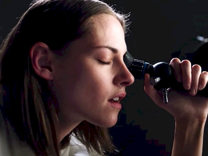 Trailer 'Crimes of the Future Red Band': Kristen Stewart Berusaha Mengungkap Kejahatan