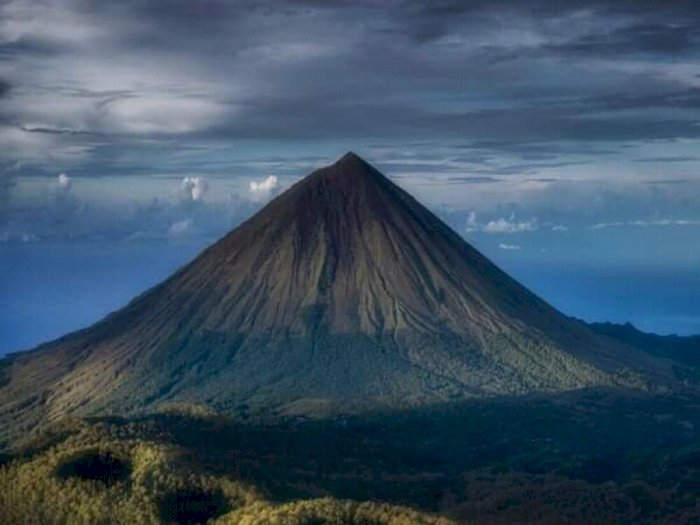 Daftar Gunung Tertinggi di Pulau Jawa, Diminati Para Pendaki!