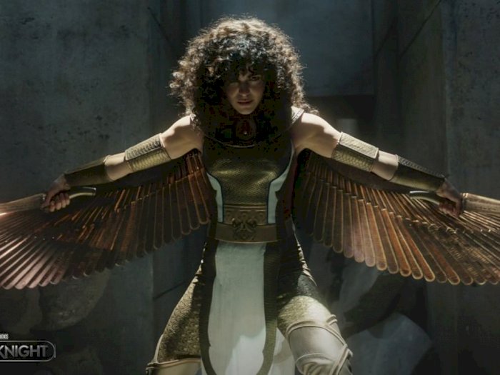 Pemeran Layla 'Moon Knight' Menggoda Masa Depan MCU Lewat 'Scarlet Scarab' Miliknya