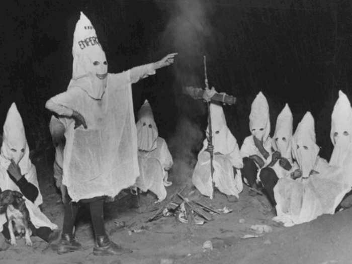 Sejarah Ku Klux Klan, Kelompok Kulit Putih Paling Rasis dan Sadis di Amerika Serikat