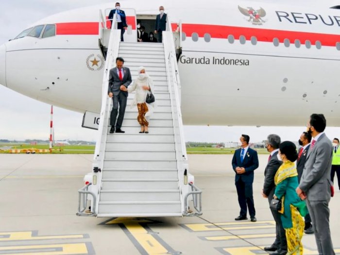 Presiden Jokowi dan Rombongan Tiba di Indonesia Usai Kunker dari Amerika Serikat