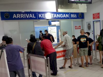 Warga Menjerit! Harga Tiket Ferry Batam-Singapura Naik Drastis, Petugas: Masih Lumrah