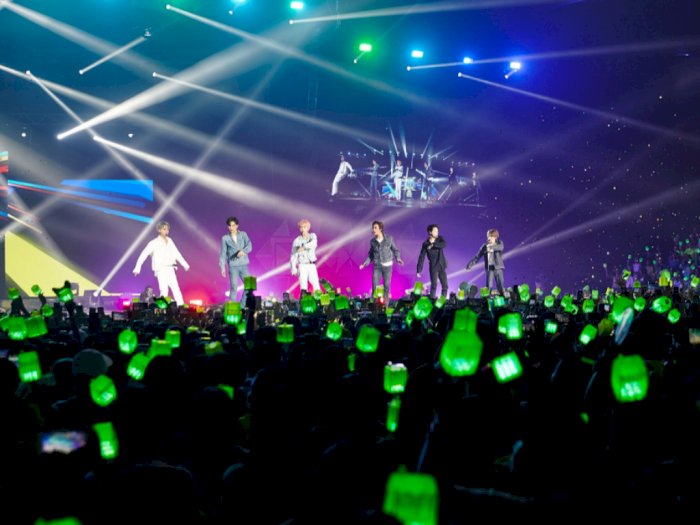 Meski Banyak Fans NCT Dream, Penonton Juga Ikut Heboh Nyanyi Kompak dengan Musisi Lokal