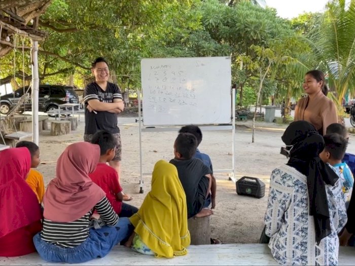 Kisah Pegawai Resort Nyambi Jadi Relawan di Pulau Terluar, Sampai Bikin Rumah Pohon!