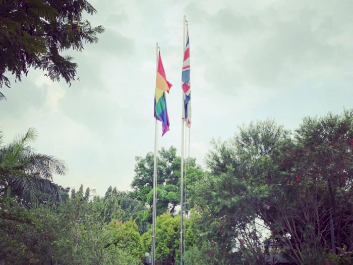 Kedubes Inggris Kibarkan Bendera LGBT, PP Muhammadiyah: Tidak Hormati Indonesia