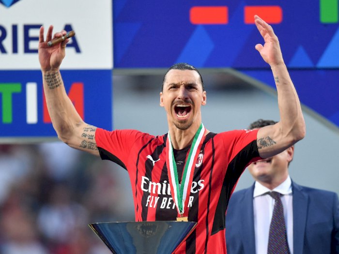 Berapi-api, Zlatan Ibrahimovic Balikkkan Meja saat Pidato AC Milan Juara