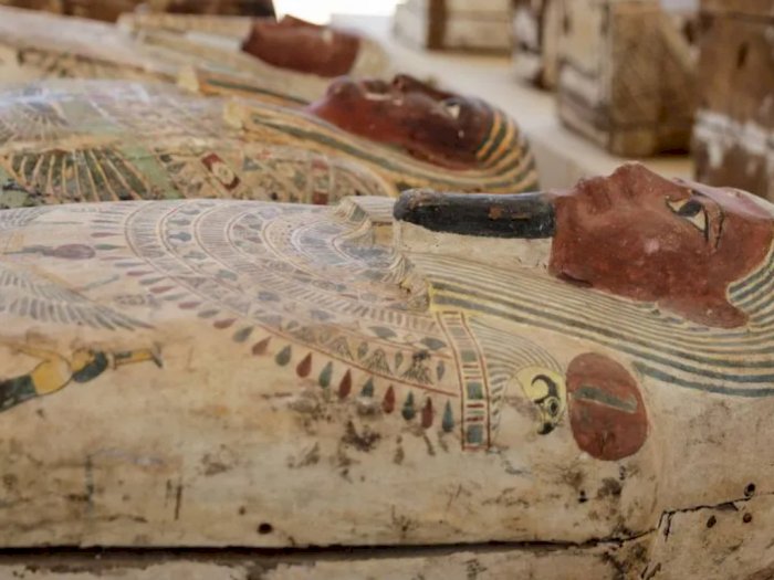 Wah! Peti Harta Karun Ditemukan di Makam Mesir Kuno, Ada Bejana untuk Memuja Dewi Isis