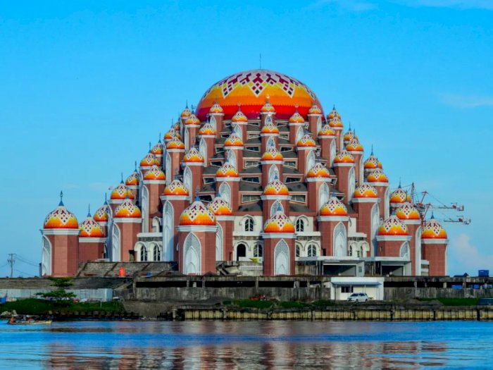 Kembali Viral Keindahan Masjid 99 Kubah yang Didesain Ridwan Kamil, Apa Istimewanya?