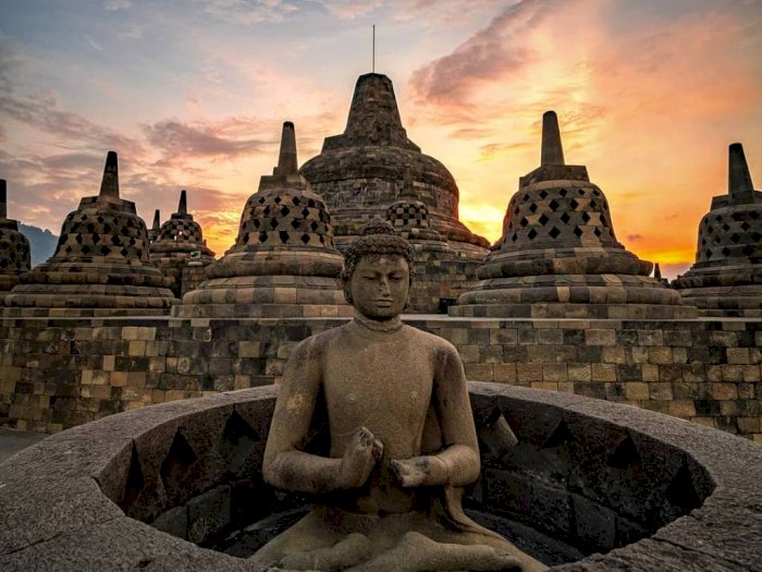 Luhut Mau Naikkan Harga Tiket Masuk Candi Borobudur jadi Rp750 Ribu, Dinilai Terlalu Mahal