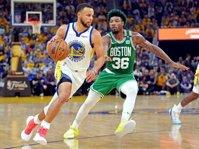 Curry Pimpin Warriors Kalahkan Boston Celtics di Game 2 NBA Finals