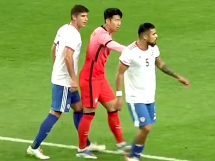 Son Heung-min Mendadak Jadi "Kapten" Chile, Lerai Dua Pemain yang Nyaris Adu Jotos