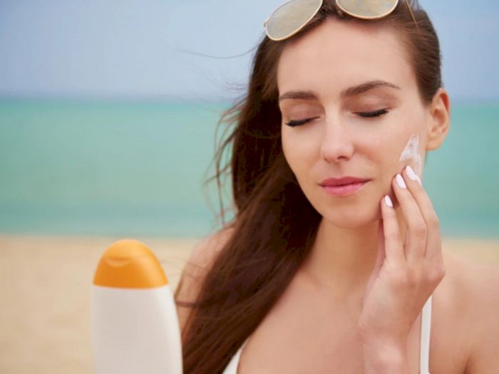 5 Mitos Seputar Penggunaan Sunscreen, Nomor 4 Perhatikan