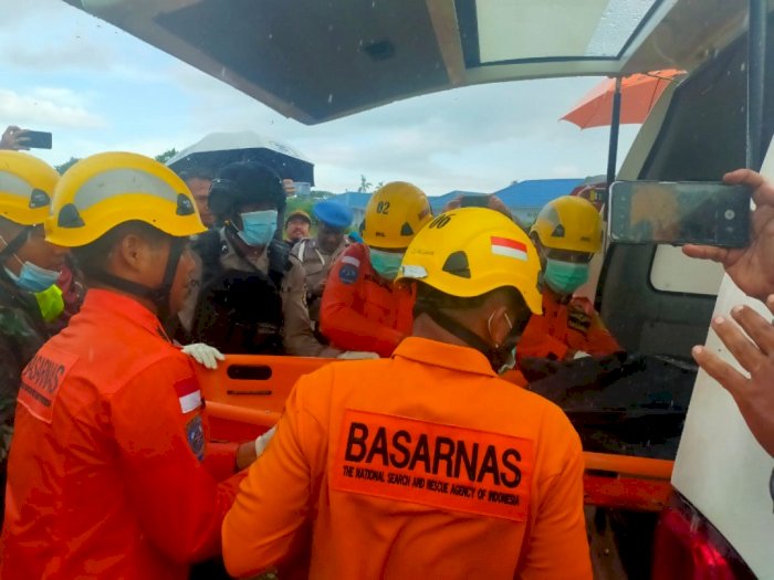 Balita yang Hilang saat Helikopter Mendarat Darurat di Papua Ditemukan Tewas