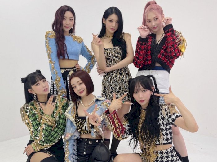 SECRET NUMBER Jadi Girl Group Pertama yang Menangkan Hot Stage Thropy di Inkigayo SBS