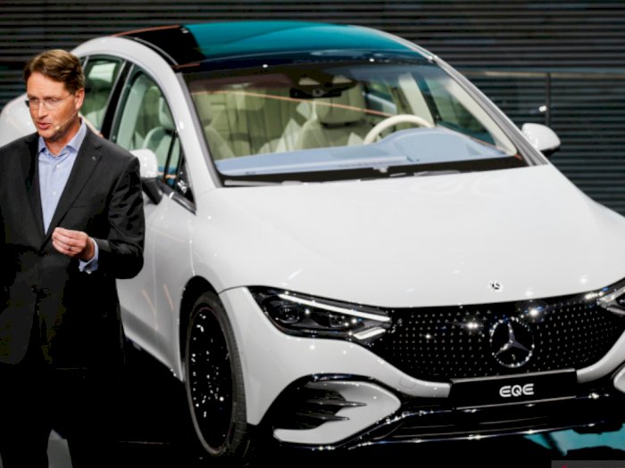 CEO Mercedes Prediksi Krisis Chip akan Berlanjut hingga 2023