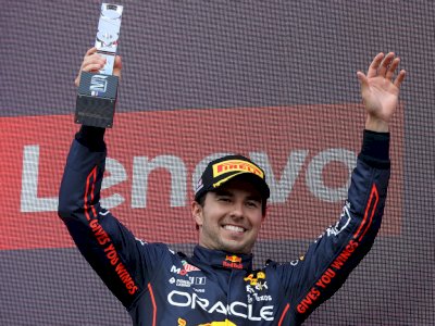 Finis Podium 2 Meski Kurang Fit, Sergio Perez: Hasil yang Luar Biasa 
