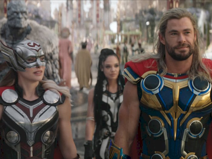 Review 'Thor: Love and Thunder': Komedi Romantis Dewa Petir yang Kehilangan Energi