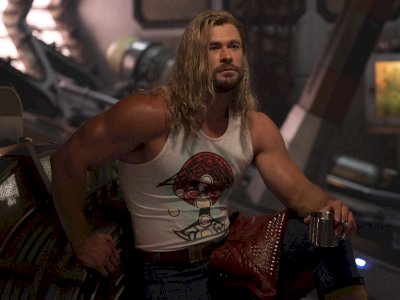 Taika Waititi Sebut Ada Ending Tak Terduga di 'Thor: Love and Thunder', Apakah Thor Mati?