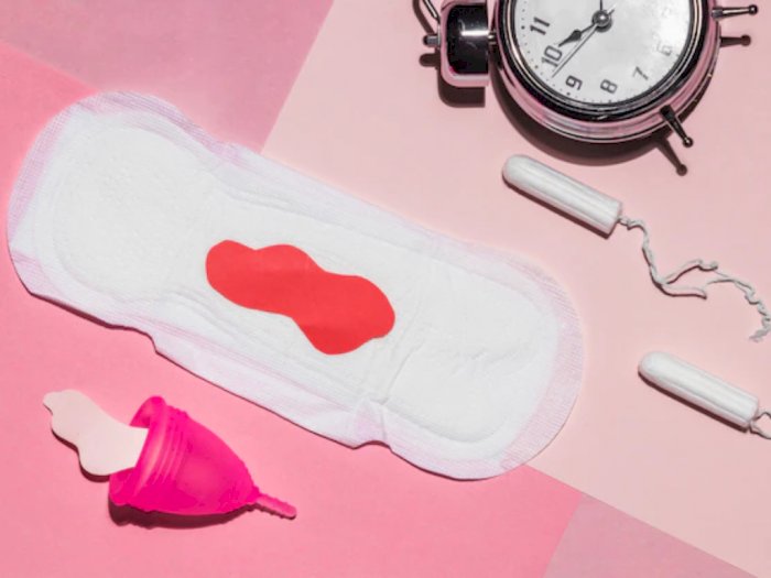 3 Mitos Tentang Menstruasi, Benarkah Minum Es Bisa Bikin Darah Membeku?