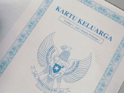 Syarat dan Cara Mengurus Pindah KK atau Kartu Keluarga Tebaru 2022! 
