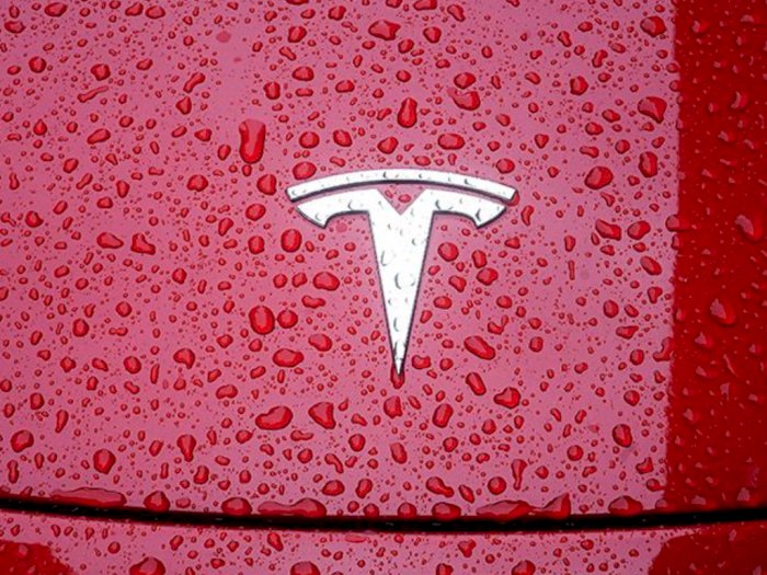 Lagi! Fitur Autopilot Mobil Listrik Tesla Bikin Masalah, Pihak Tesla Pilih Menutup Diri  