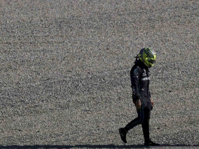 Hamilton Minta Maaf Tabrakan Mobil saat Kualifikasi, Bos Mercedes: Tak Perlu Disesali