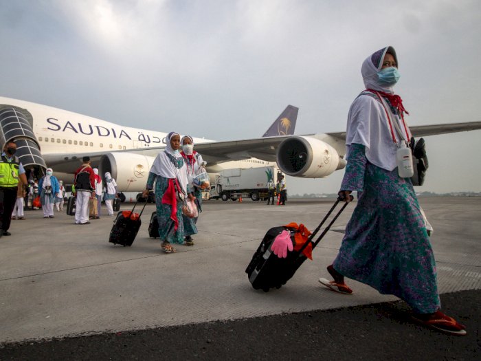 Jemaah Haji Pulang, Kemenkes Imbau Keluarga Hindari Sentuhan, Cium Tangan & Berpelukan