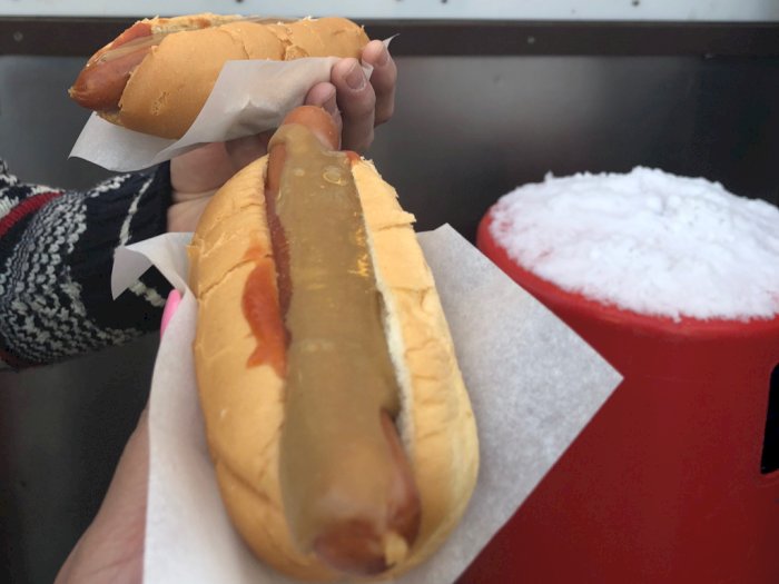 Cuma di Sini Hot Dog Terbuat dari Daging Domba, Favoritnya Bill Clinton dan Metallica! 